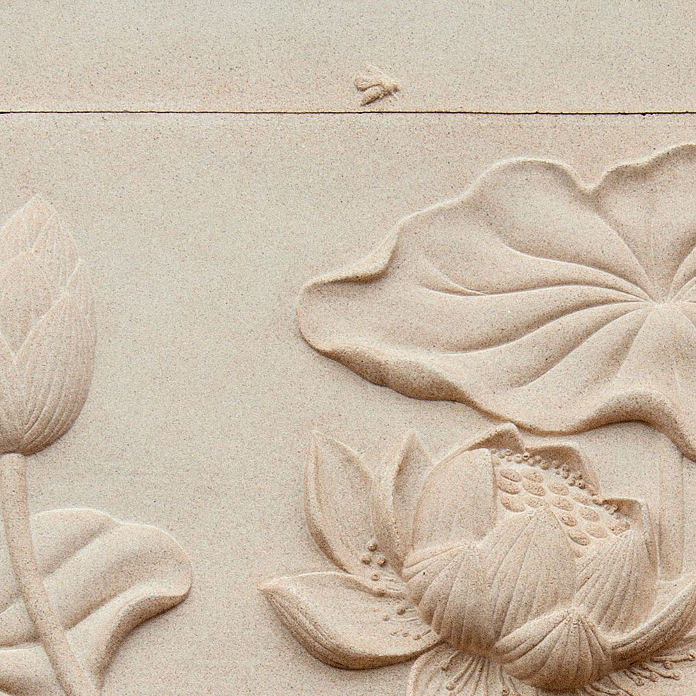             Fototapete »fiore« - Blumenrelief auf Betonstruktur – Mattes, Glattes Vlies
        