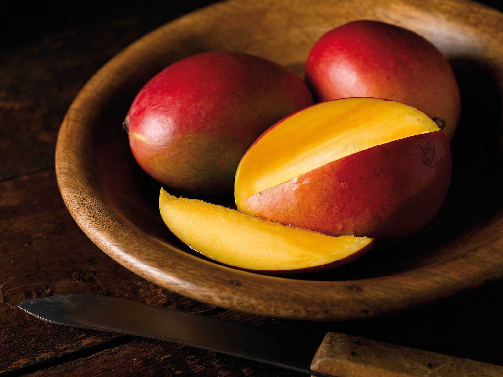             Mango Papaya Duftkerze mit fruchtigen Duft – 380g
        