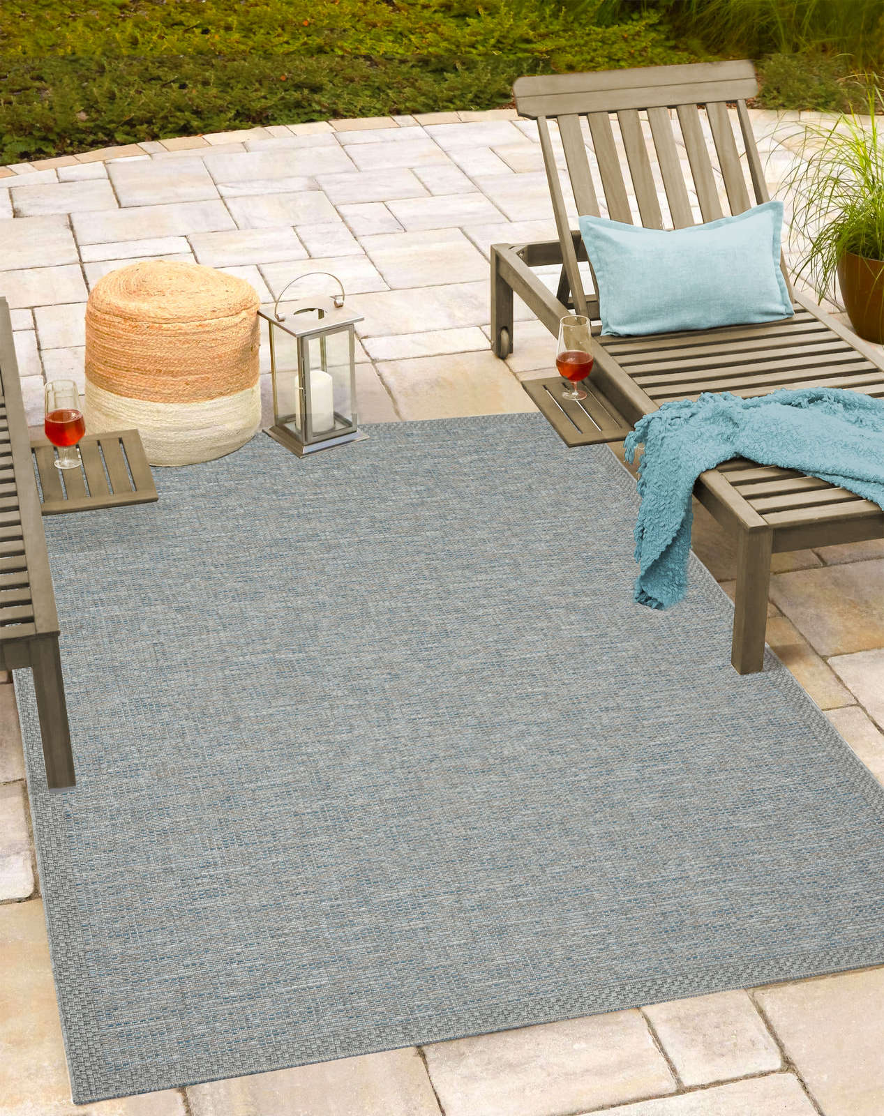             Einfarbiger Outdoor Teppich in Türkis – 280 x 200 cm
        